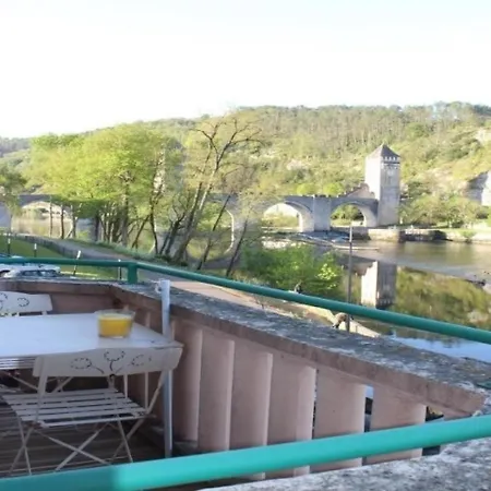 Сasa de vacaciones House Le Petit Valentre